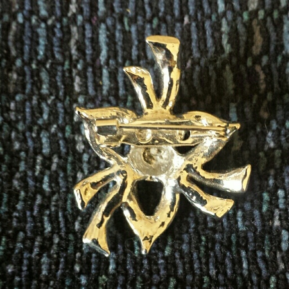 "Diamond" and "Silver" Art Deco Broach Small - Picture 2 of 2